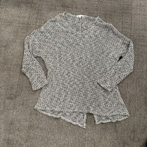Women’s Downeast knitted sweater